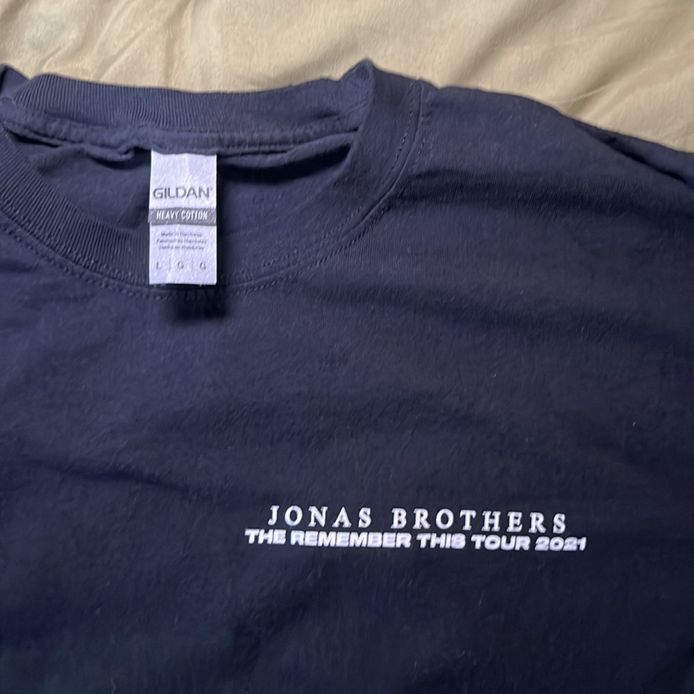 Jonas Brothers 2031 Remember This Tour Long Sleeve Crew Shirt - Picture 3 of 4